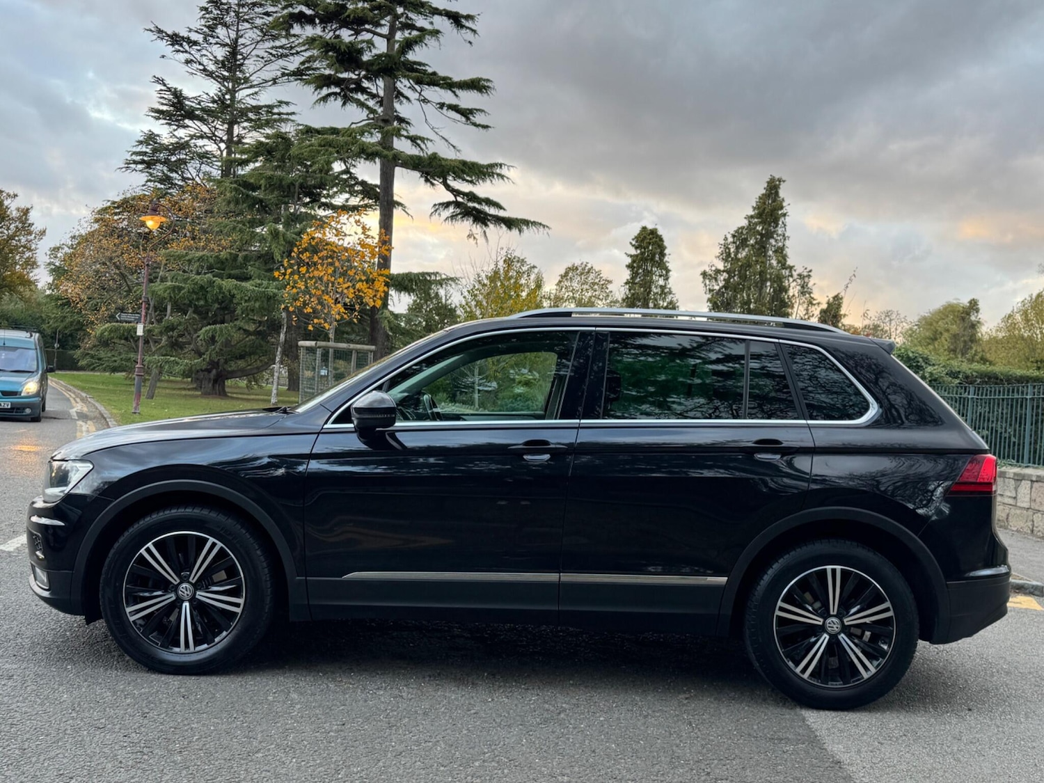 Used Volkswagen Tiguan 2017 for sale - 76408362: Photo 4