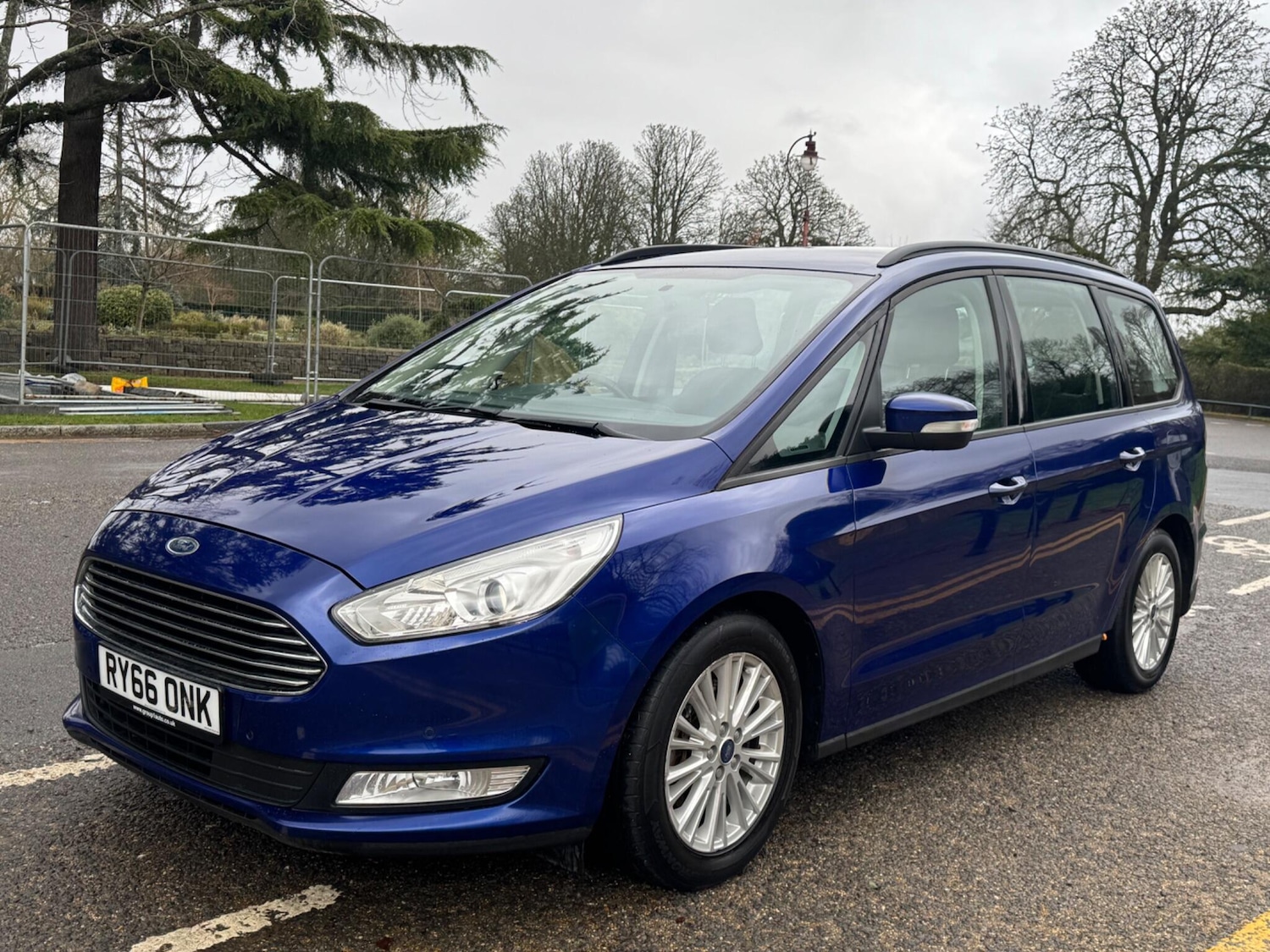 Used Ford Galaxy 2016 for sale - 76689167: Photo 3