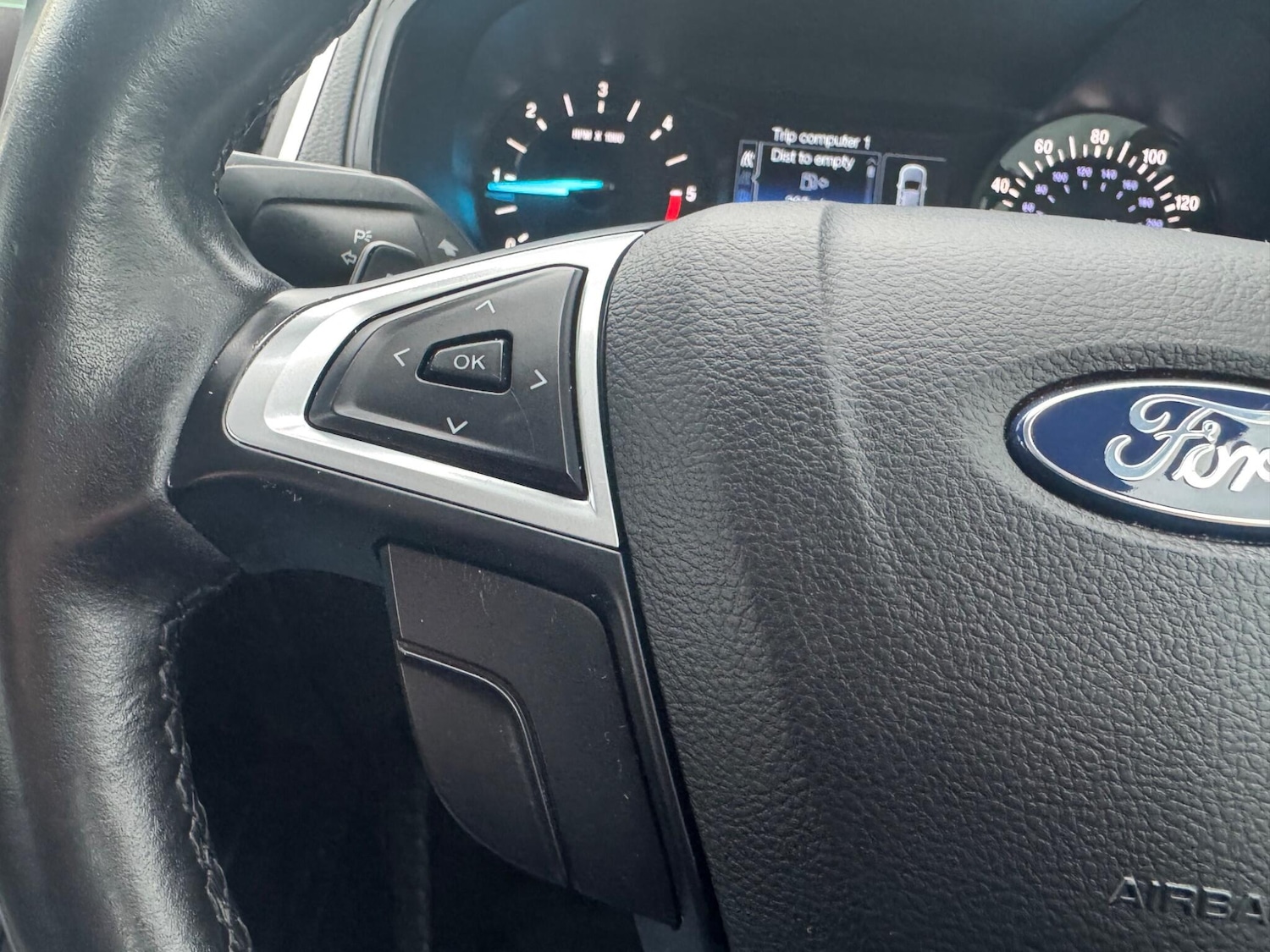 Used Ford Galaxy 2016 for sale - 76689167: Photo 32