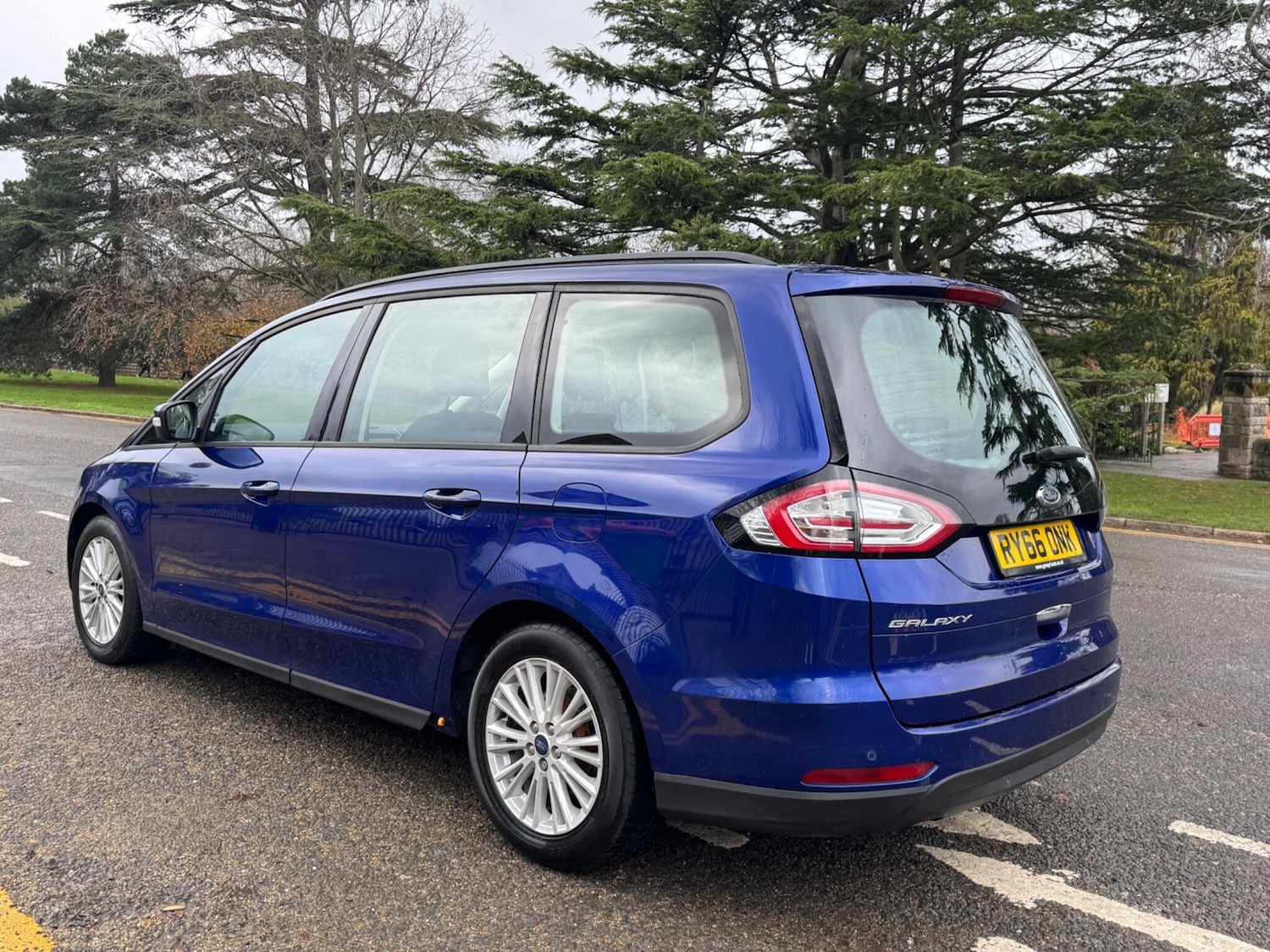 Used Ford Galaxy 2016 for sale - 76689167: Photo 5