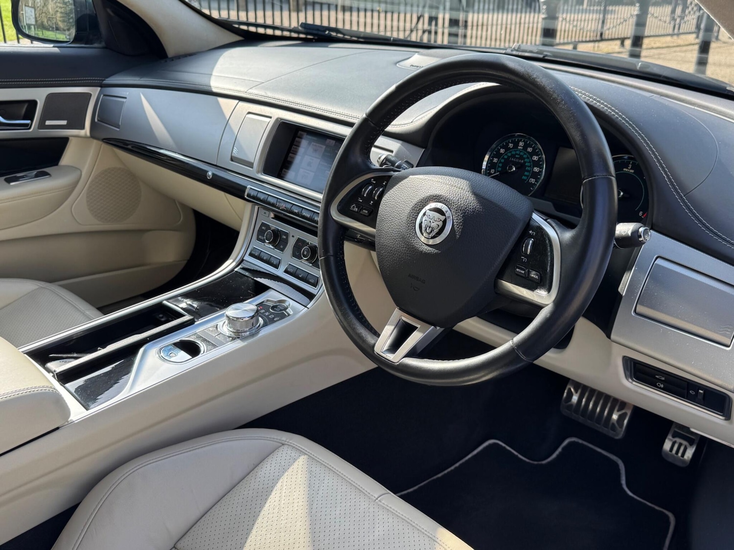 Used Jaguar XF for sale - 77809166: Photo 33