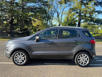 Used Ford Ecosport 2015 for sale - 78388020: Photo