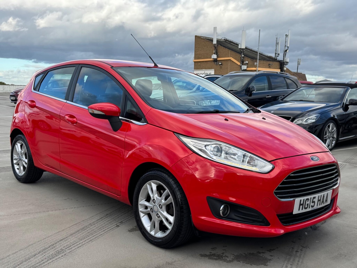 Used Ford Fiesta 2015 for sale - 76399075: Photo 1