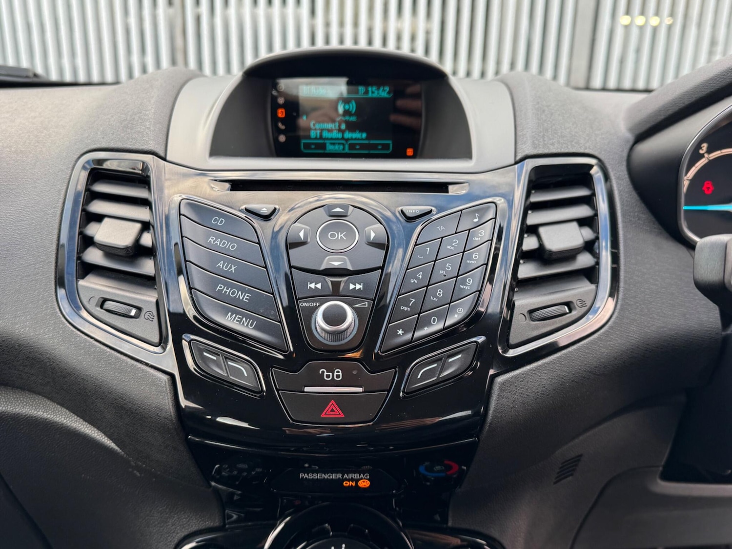 Used Ford Fiesta 2015 for sale - 76399075: Photo 23