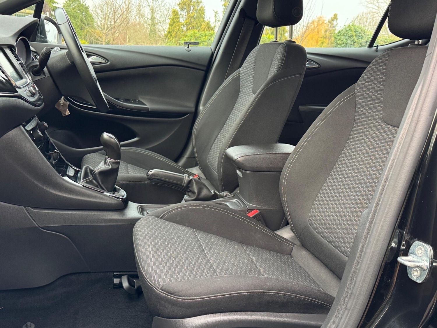 Used Vauxhall Astra 2017 for sale - 77029254: Photo 16