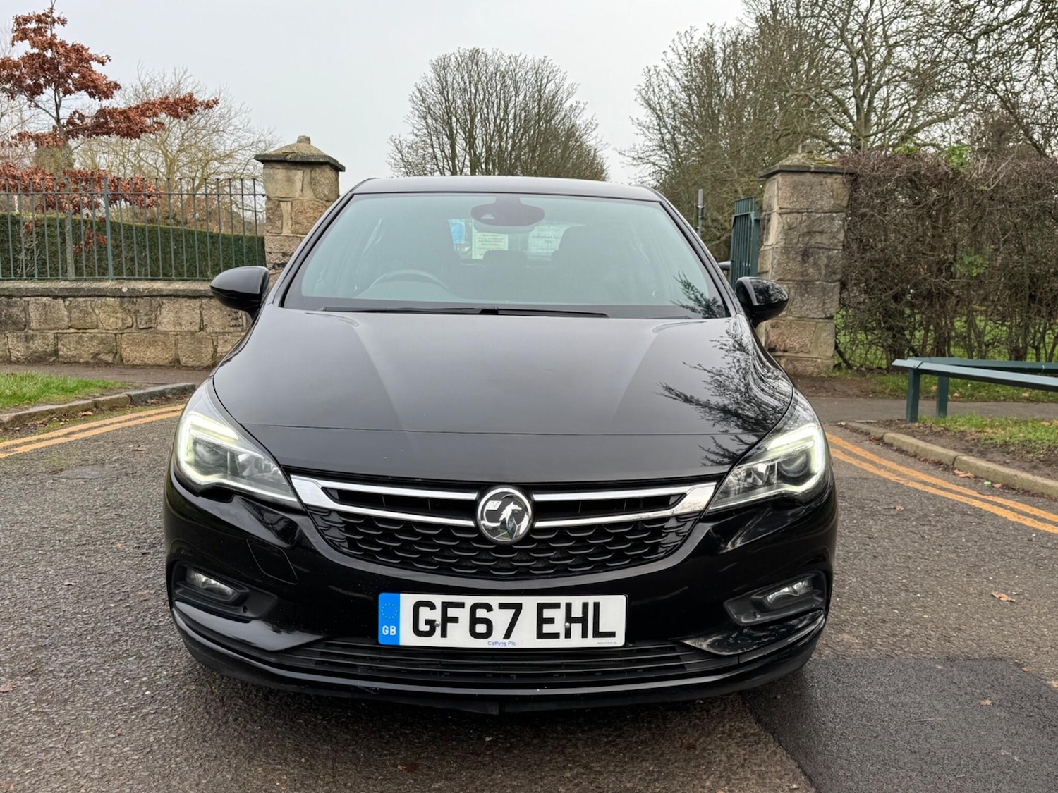 Used Vauxhall Astra 2017 for sale - 77029254: Photo 2