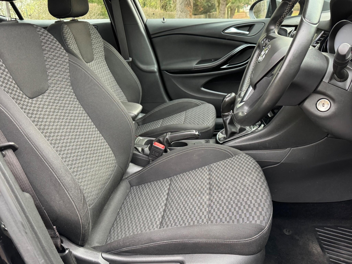 Used Vauxhall Astra 2017 for sale - 77029254: Photo 21