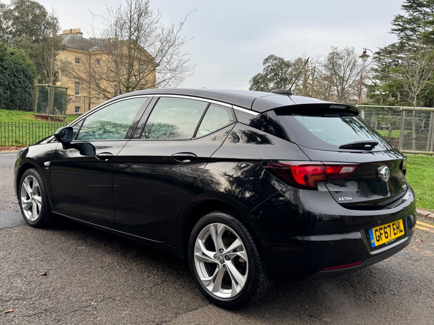 Used Vauxhall Astra 2017 for sale - 77029254: Photo 5