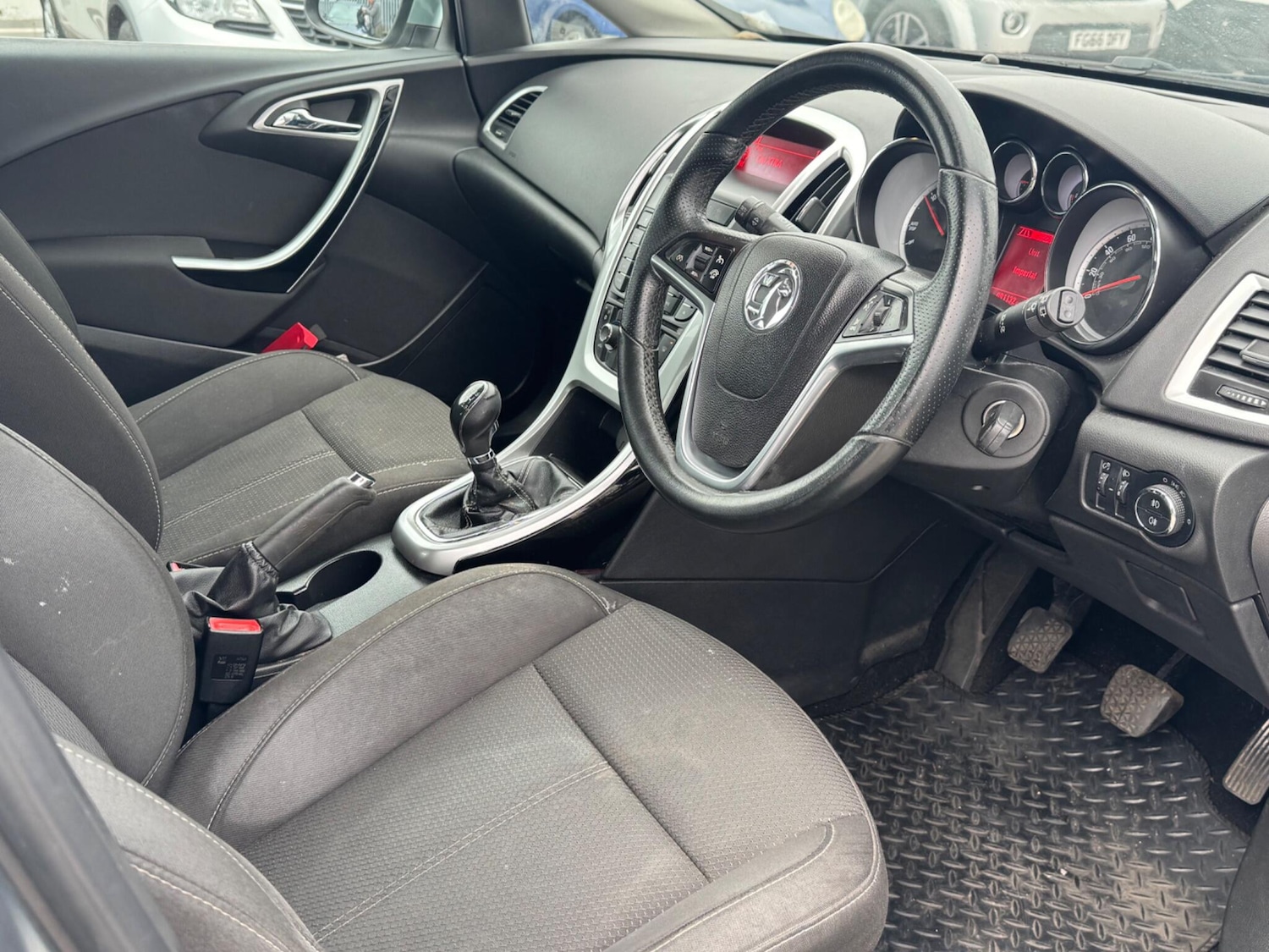 Used Vauxhall Astra 2012 for sale - 77695697: Photo 18