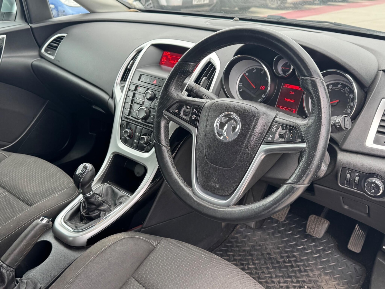 Used Vauxhall Astra 2012 for sale - 77695697: Photo 19