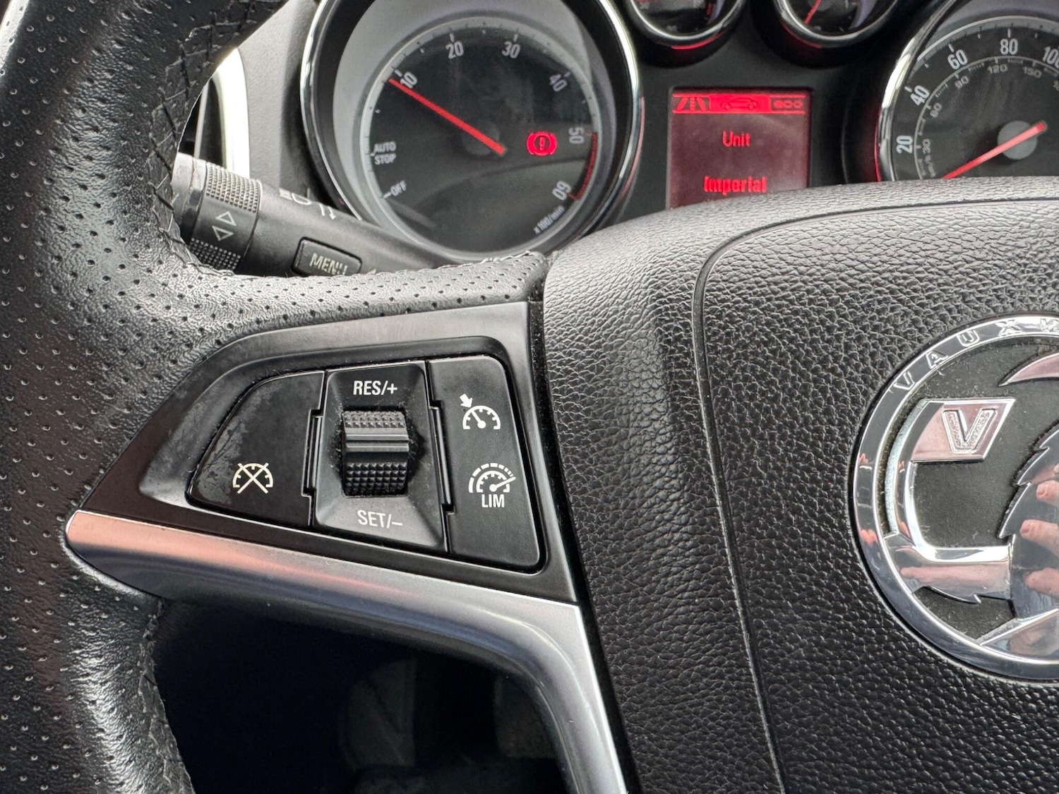 Used Vauxhall Astra 2012 for sale - 77695697: Photo 23