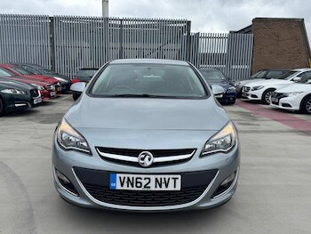 Used Vauxhall Astra 2012 for sale - 77695697: Photo