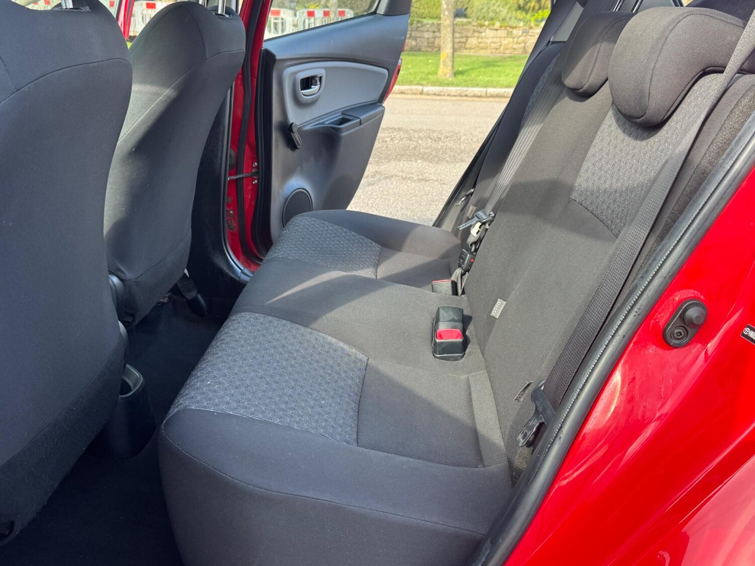 Used Toyota Yaris 2014 for sale - 77838787: Photo 17