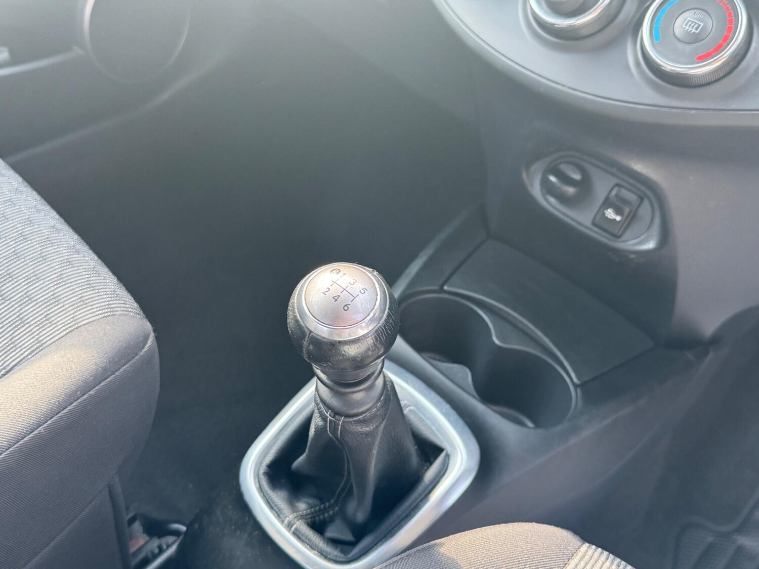 Used Toyota Yaris 2014 for sale - 77838787: Photo 26