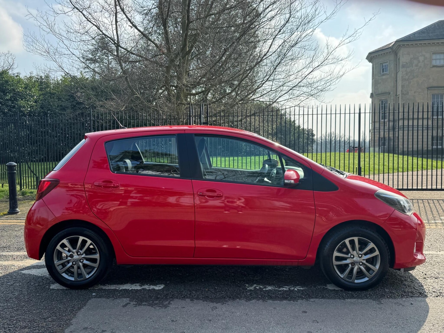 Used Toyota Yaris 2014 for sale - 77838787: Photo 9