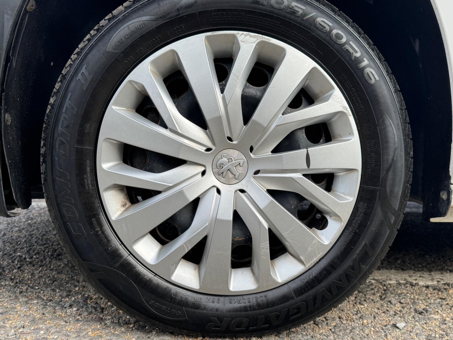 Used Peugeot Partner 2021 for sale - 76137396: Photo 12