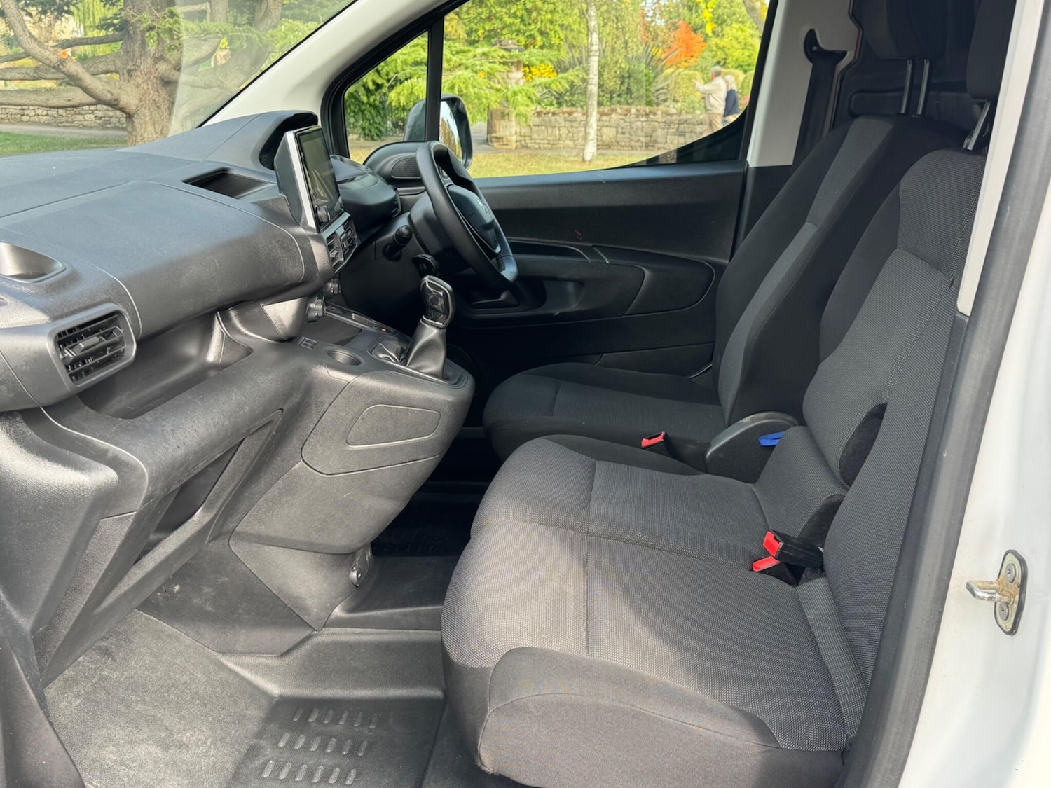 Used Peugeot Partner 2021 for sale - 76137396: Photo 14