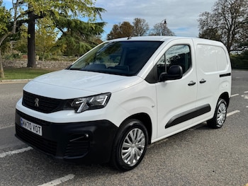 Used Peugeot Partner 2021 for sale - 76137396: Photo