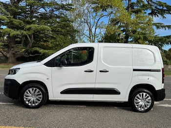 Used Peugeot Partner 2021 for sale - 76137396: Photo