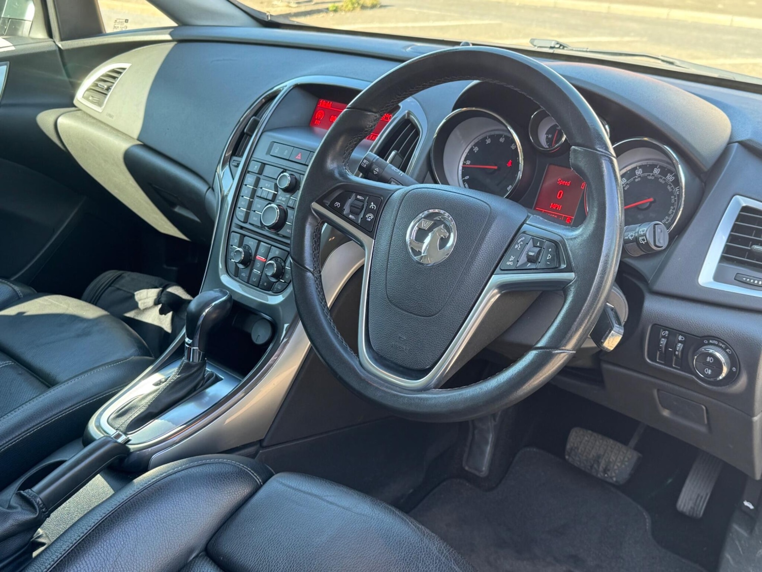 Used Vauxhall Astra 2012 for sale - 76151971: Photo 19