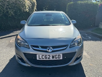 Used Vauxhall Astra 2012 for sale - 76151971: Photo