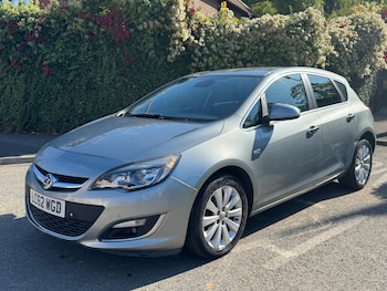 Used Vauxhall Astra 2012 for sale - 76151971: Photo