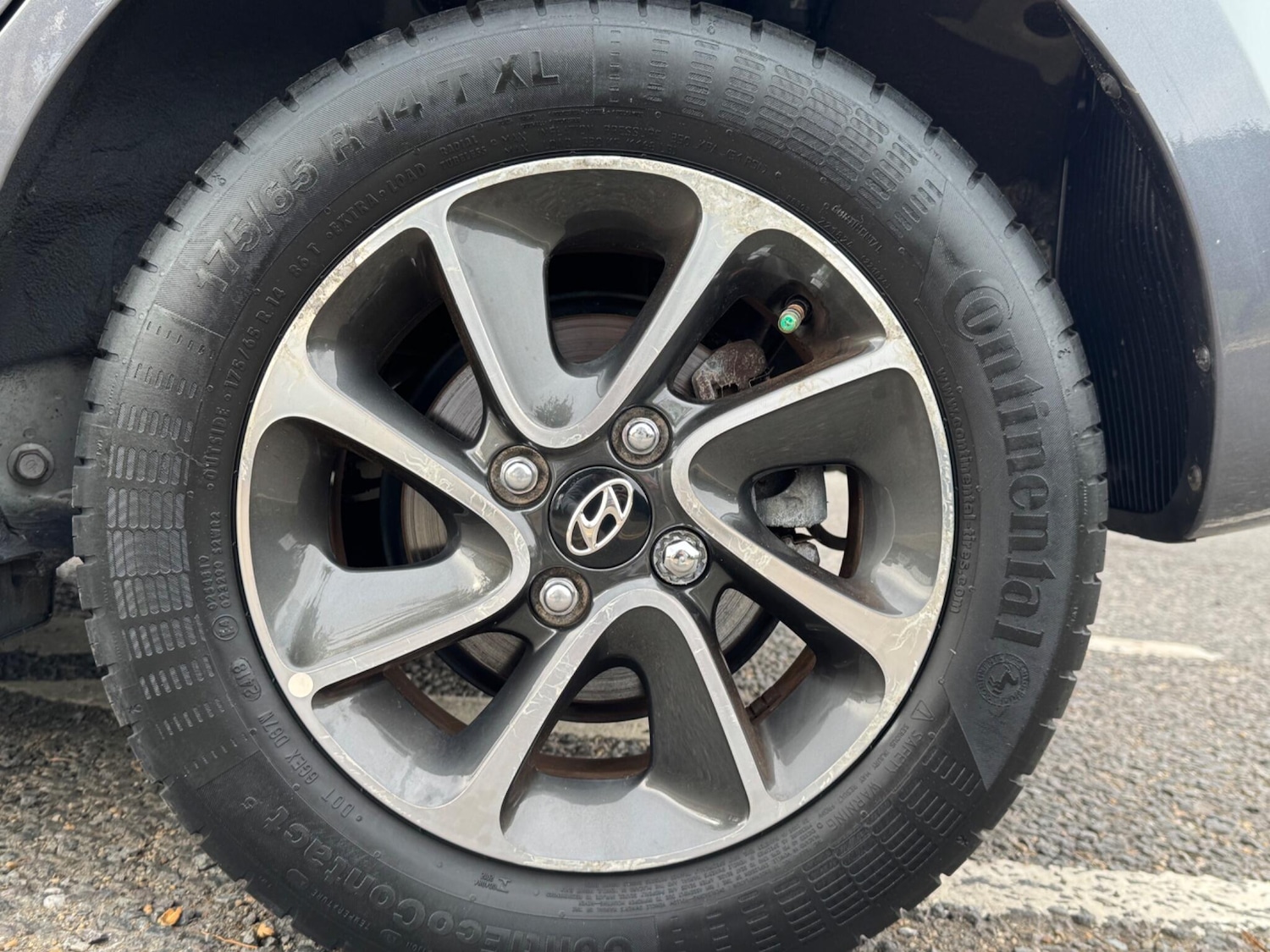 Used Hyundai i10 2018 for sale - 76953156: Photo 11