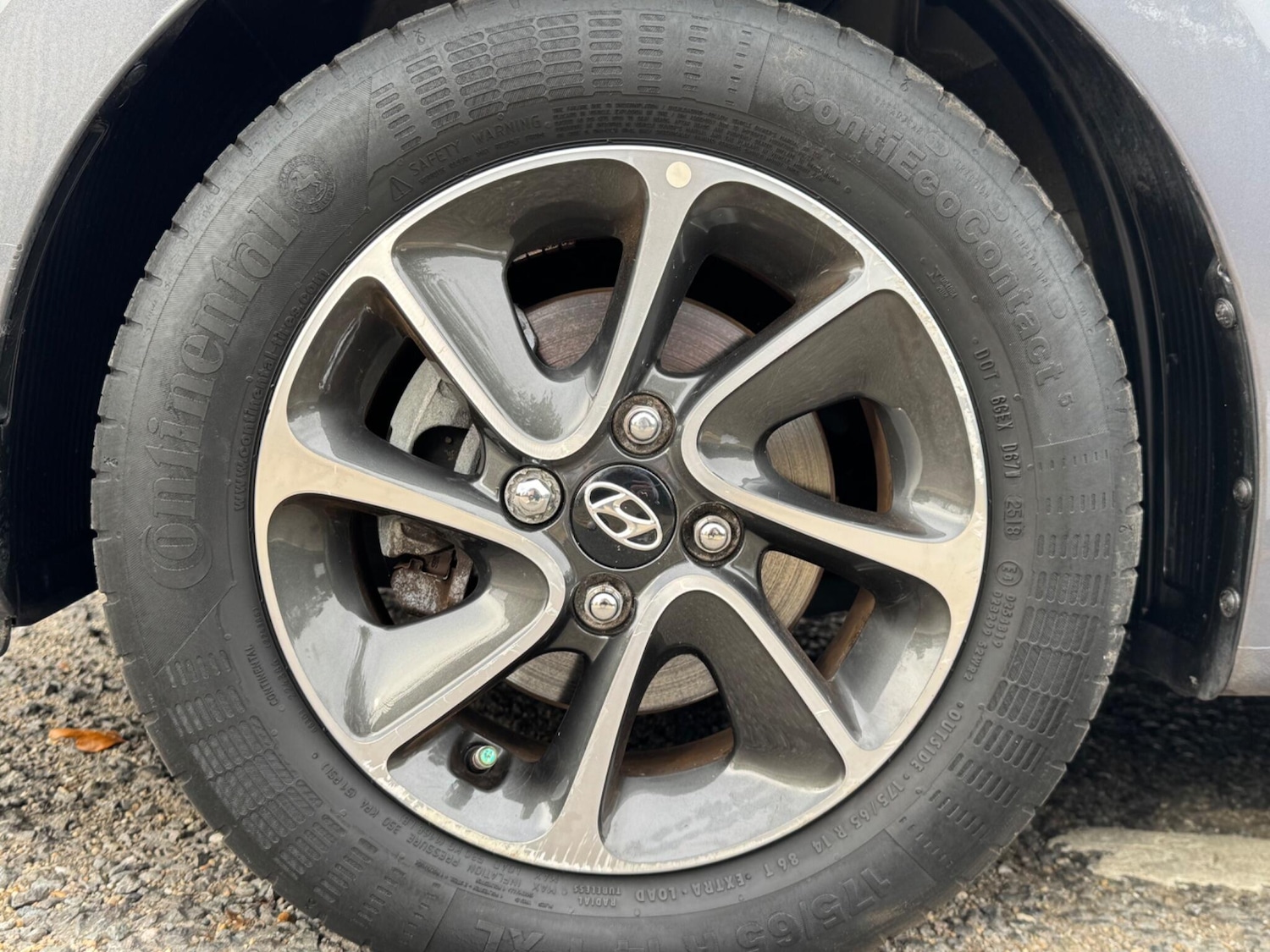 Used Hyundai i10 2018 for sale - 76953156: Photo 12