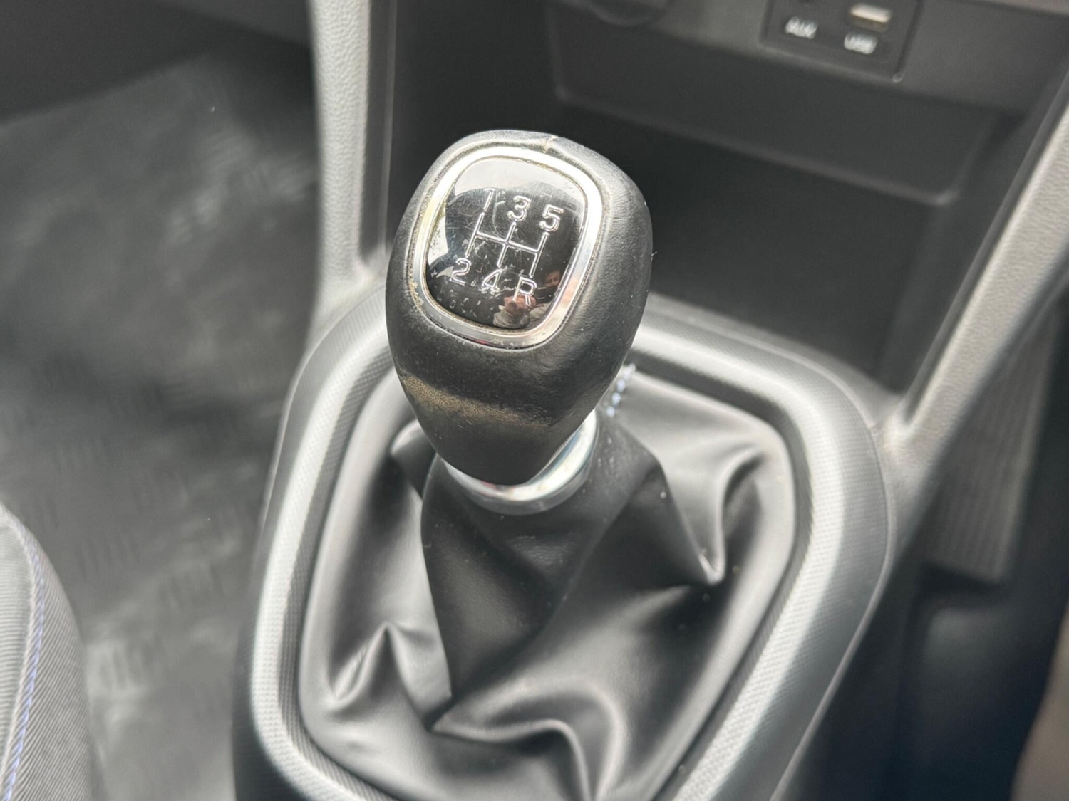 Used Hyundai i10 2018 for sale - 76953156: Photo 29