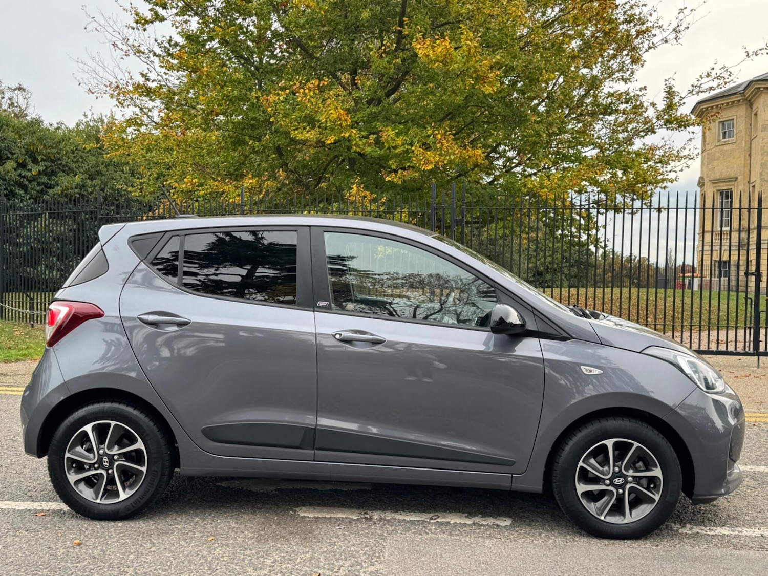 Used Hyundai i10 2018 for sale - 76953156: Photo 8