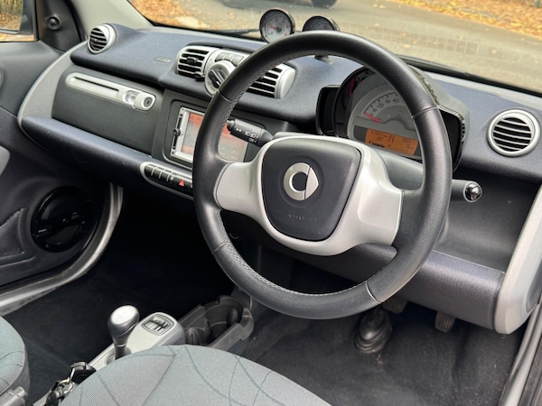 Used smart fortwo 2011 for sale - 76200965: Photo 18