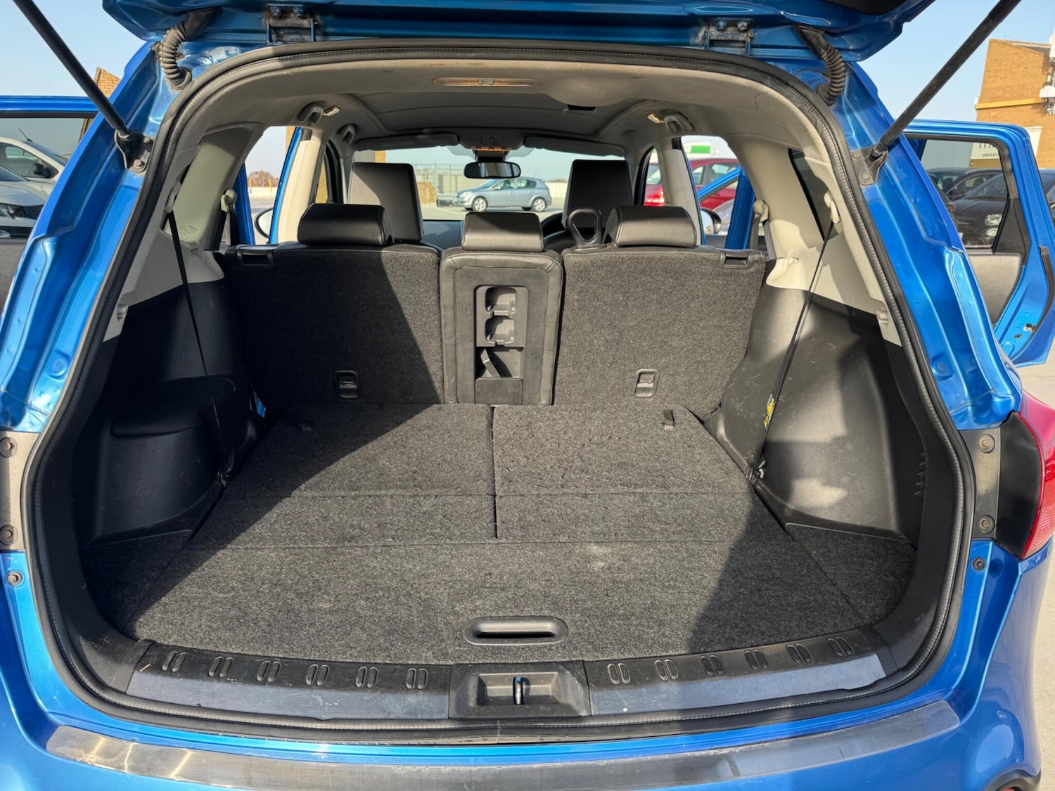 Used Nissan Qashqai+2 for sale - 77807631: Photo 14