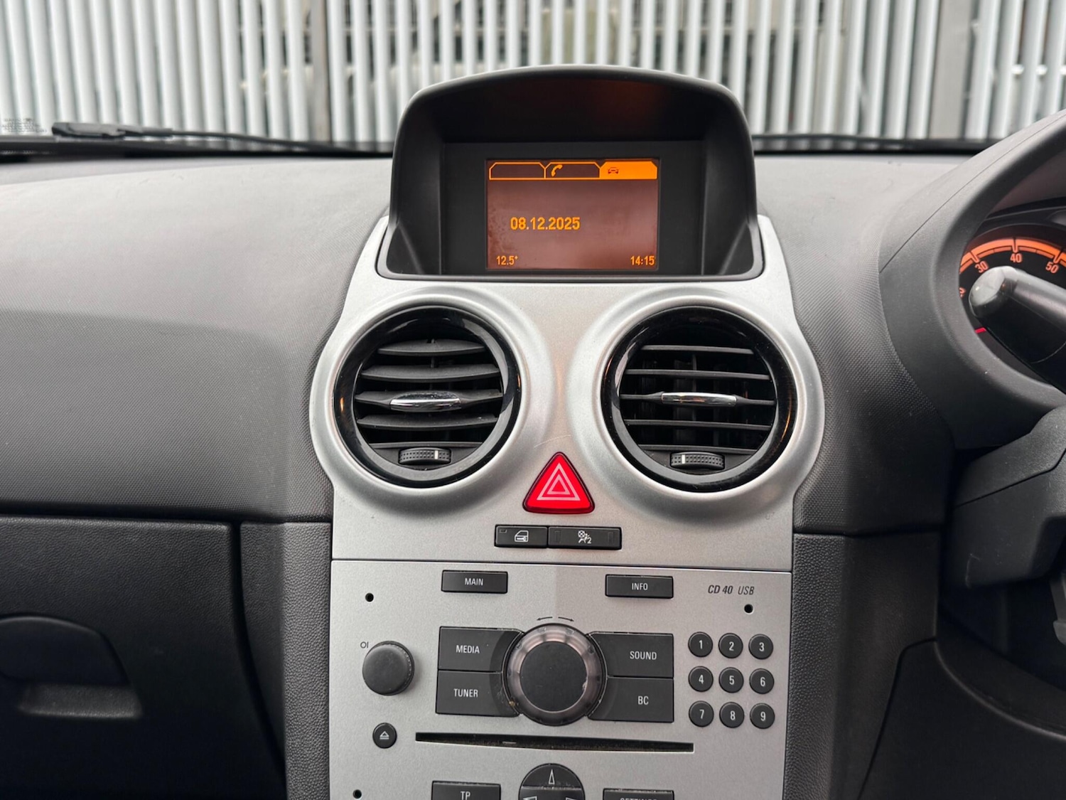 Used Vauxhall Corsa 2013 for sale - 76952788: Photo 25