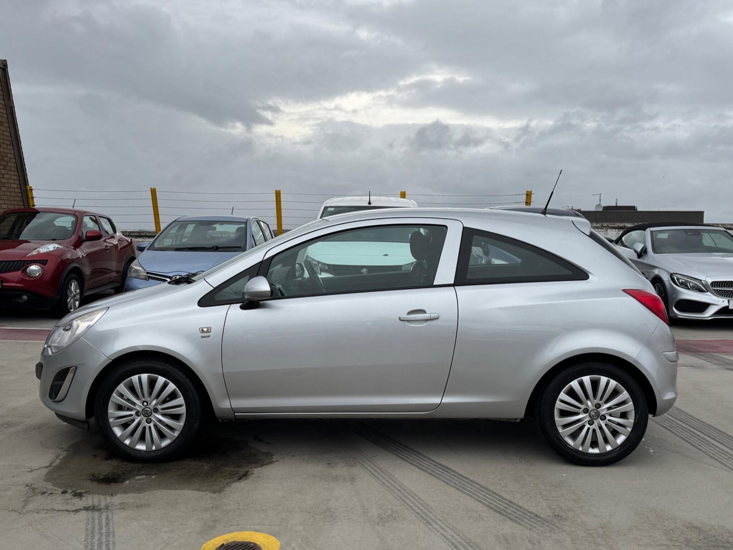 Used Vauxhall Corsa 2013 for sale - 76952788: Photo 4