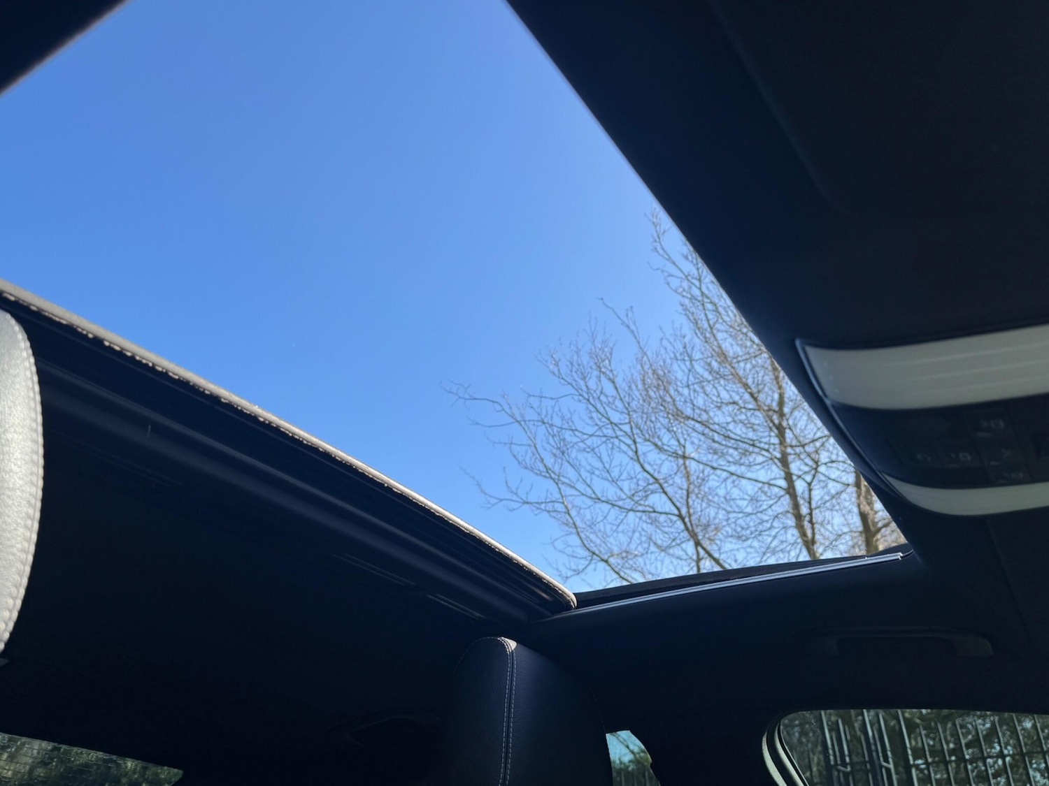 Used Mercedes-Benz CLS for sale - 77957878: Photo 34