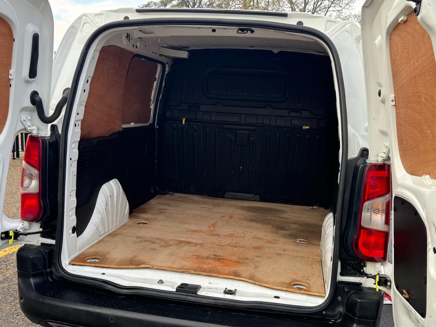 Used Peugeot Partner for sale - 77306236: Photo 10