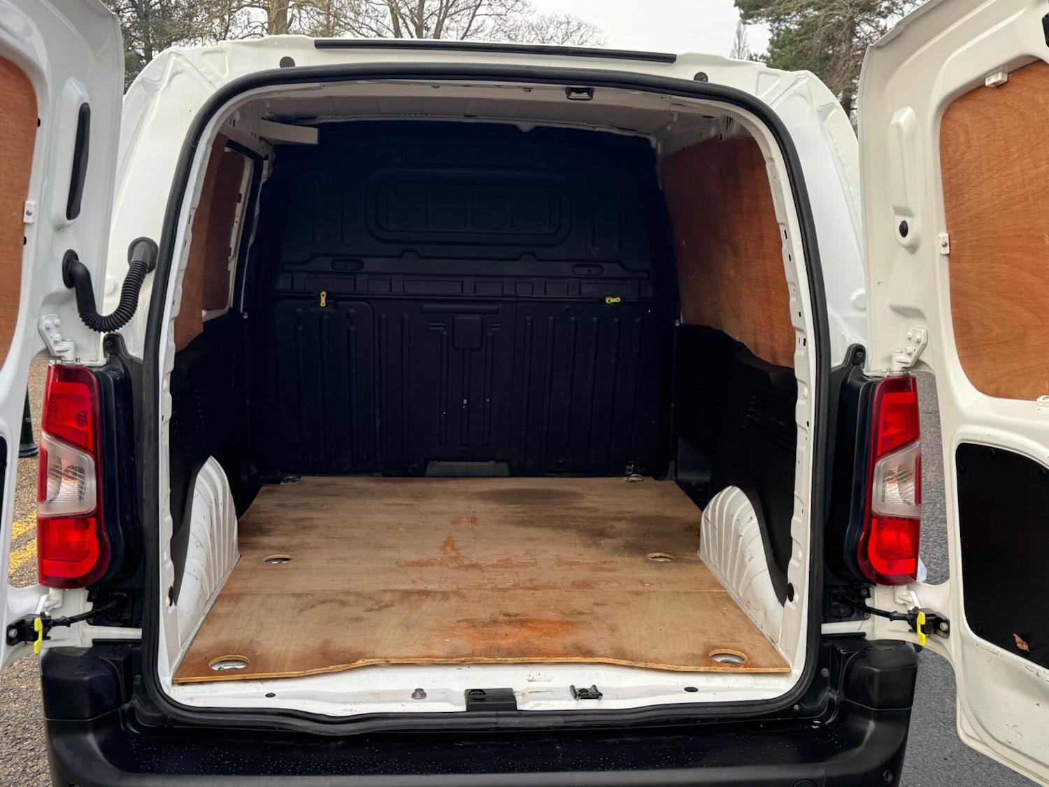 Used Peugeot Partner for sale - 77306236: Photo 9