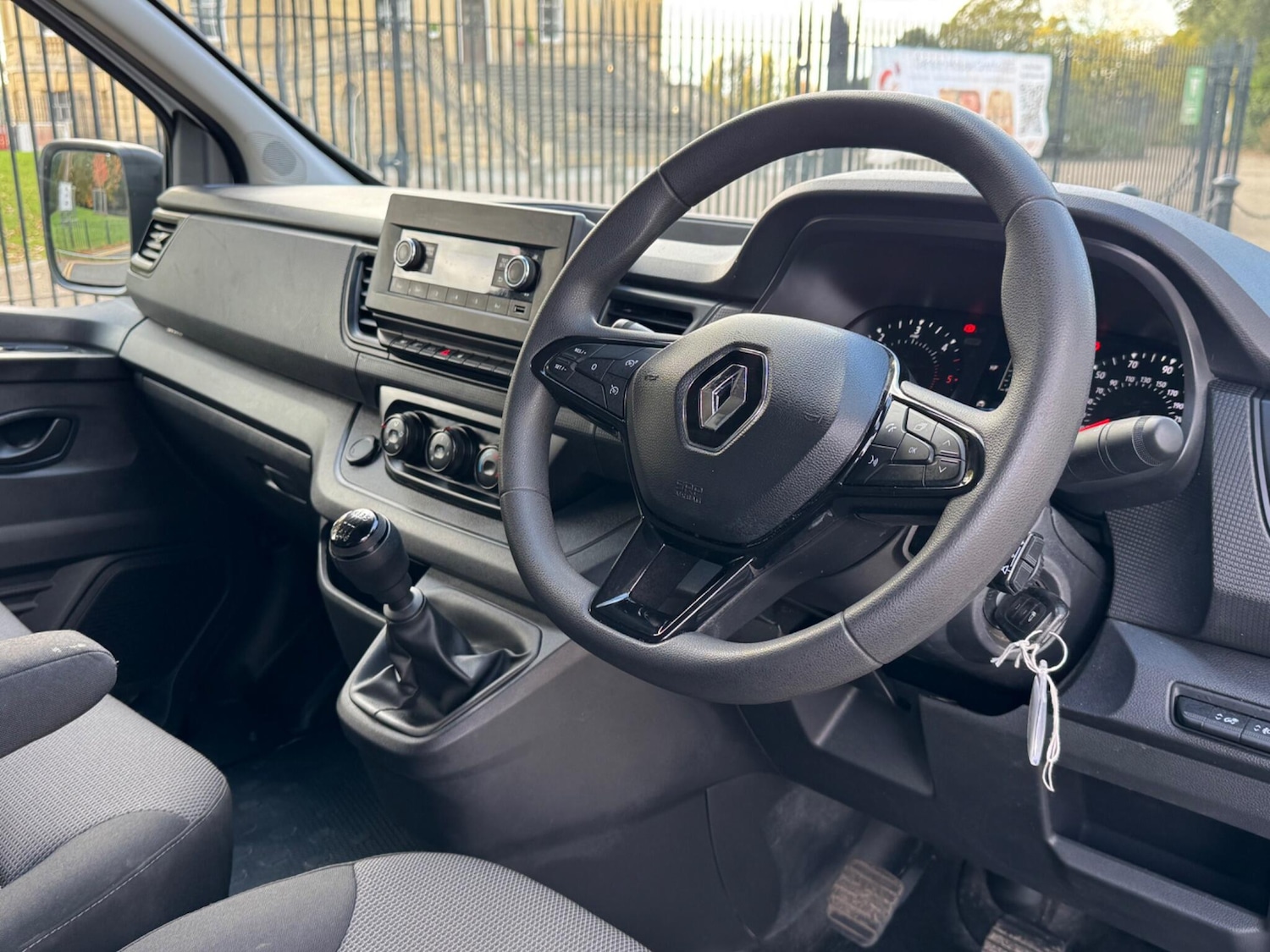 Used Renault Trafic 2022 for sale - 76349403: Photo 18