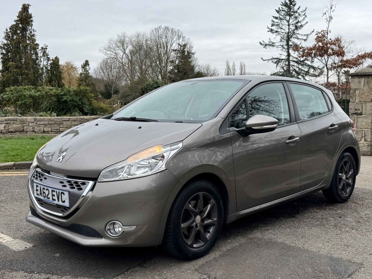Used Peugeot 208 2012 for sale - 77626097: Photo 3