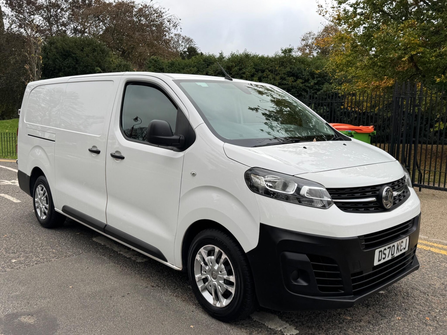 Used Vauxhall Vivaro 2020 for sale - 76246935: Photo 1
