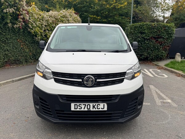 Used Vauxhall Vivaro 2020 for sale - 76246935: Photo 2