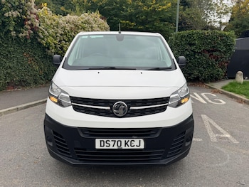 Used Vauxhall Vivaro 2020 for sale - 76246935: Photo 2