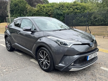 Used Toyota C-HR 2017 for sale - 79361527: Photo
