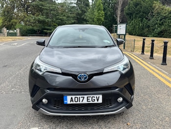 Used Toyota C-HR 2017 for sale - 79361527: Photo