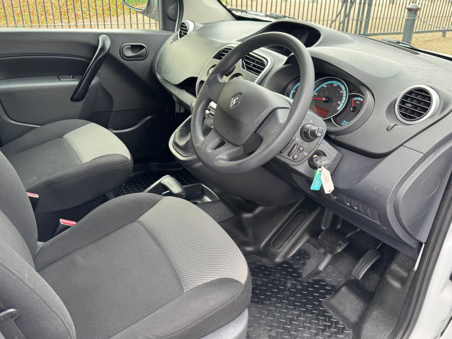 Used Renault Kangoo 2020 for sale - 76337468: Photo 13