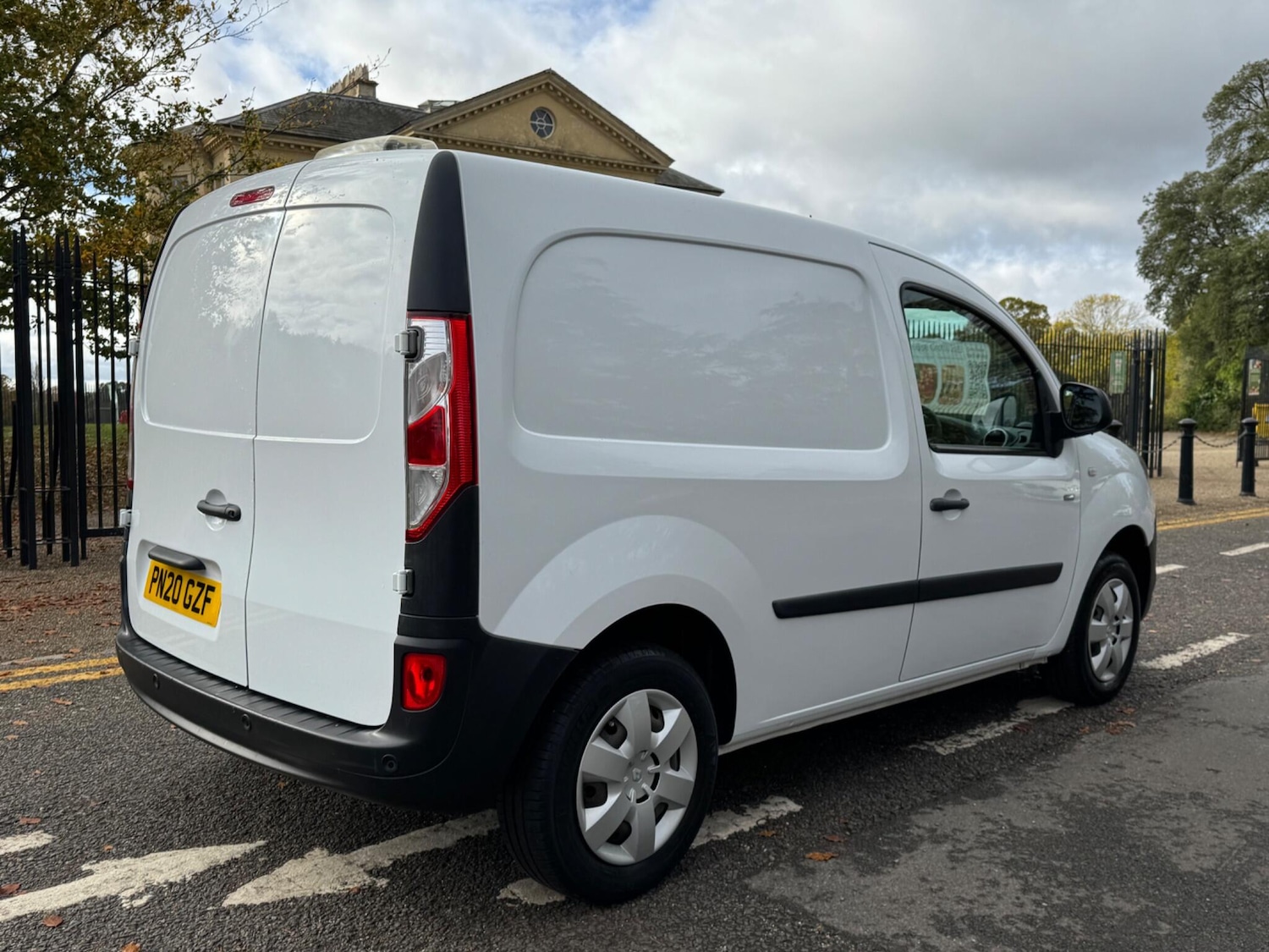 Used Renault Kangoo 2020 for sale - 76337468: Photo 7