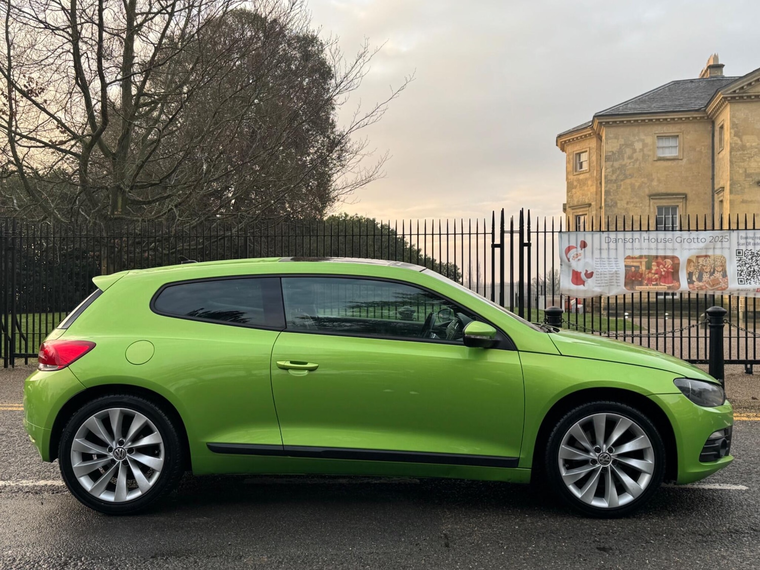 Used Volkswagen Scirocco 2009 for sale - 77130888: Photo 8