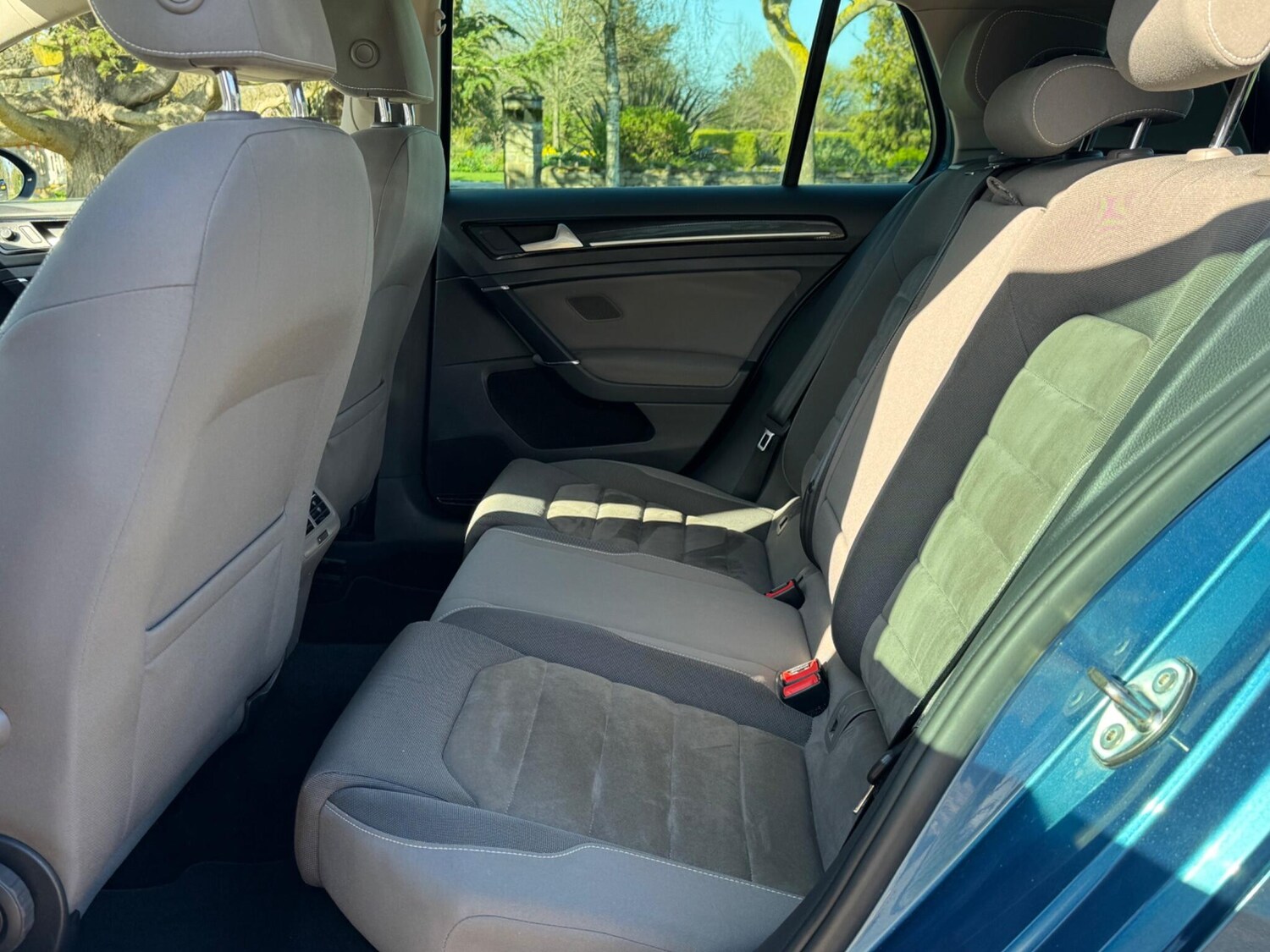 Used Volkswagen Golf 2015 for sale - 77940465: Photo 21