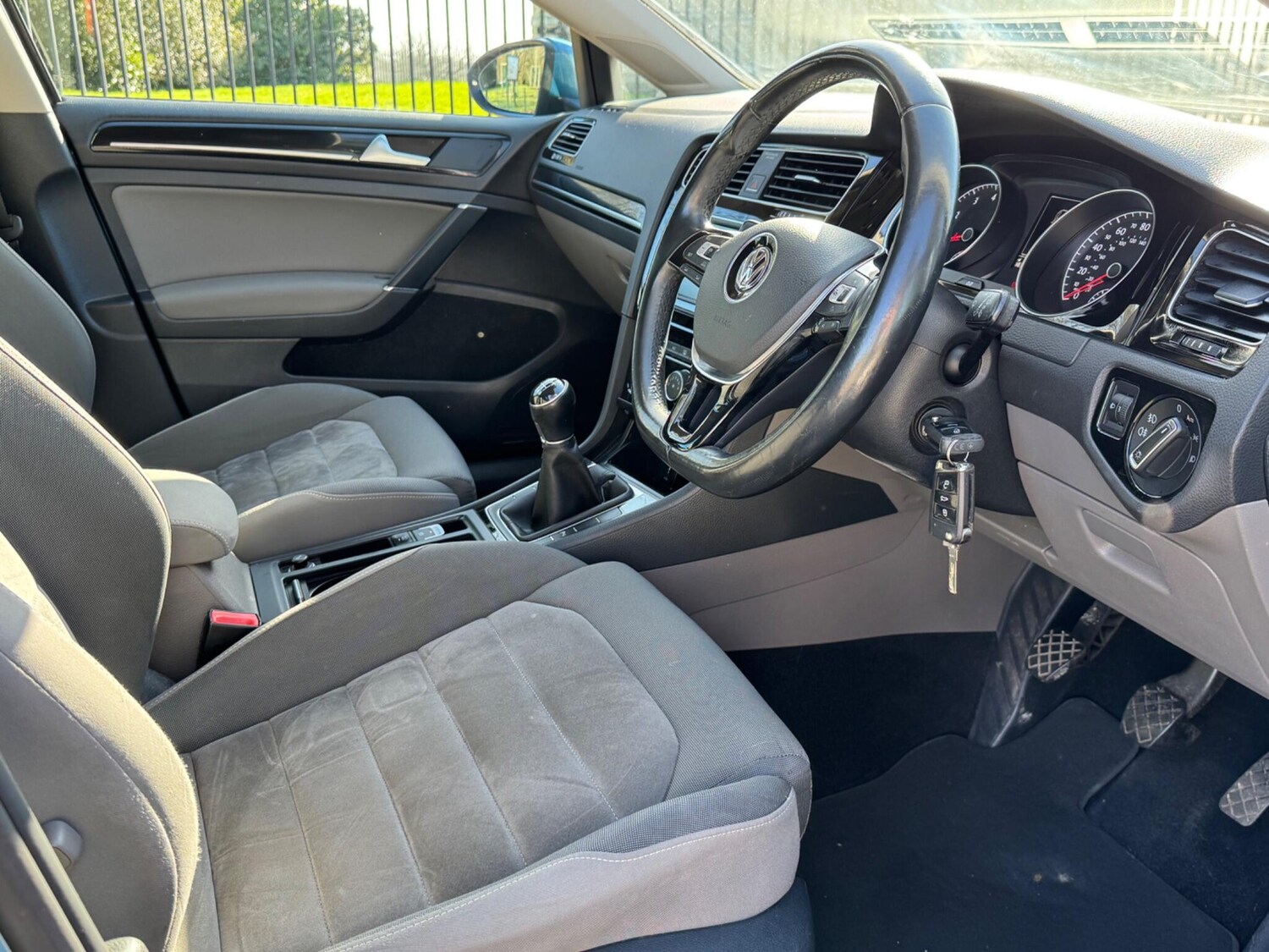 Used Volkswagen Golf 2015 for sale - 77940465: Photo 26