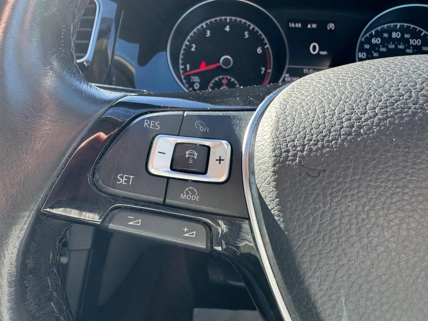 Used Volkswagen Golf 2015 for sale - 77940465: Photo 32